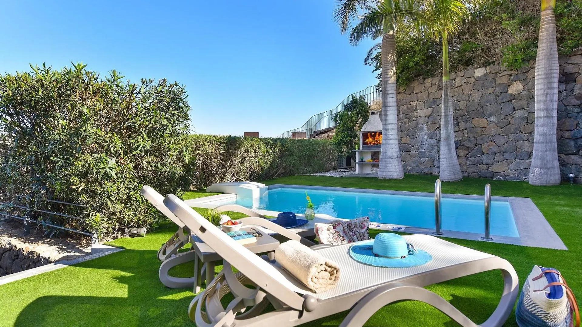 Villa Salobre Terraza Dos Luxury Retreat In Gran Canaria Private Outdoor Heatable Pool Bbq Facilities Shaded Outdoor Dining Area Salobre, Spain